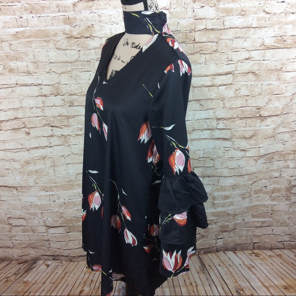 Jeuvre Choker Neck Layered Bell Sleeve Dress Small - Picture 6 of 13